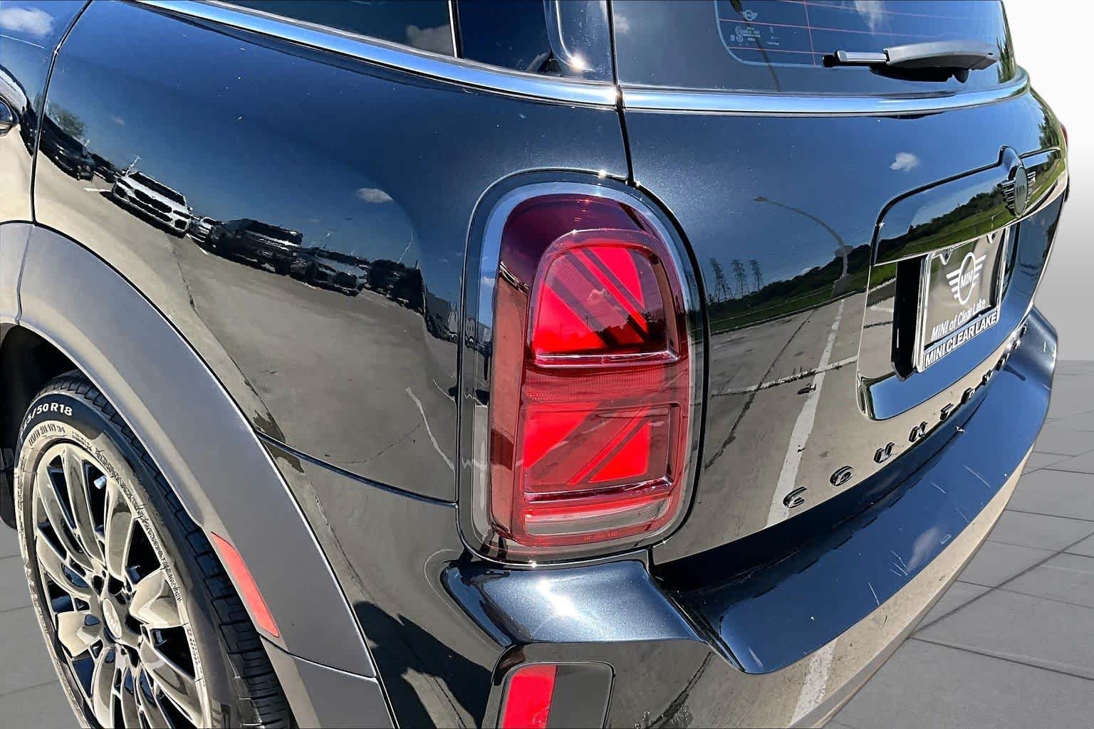Used 2023 Midnight Black II MINI Cooper S image 28
