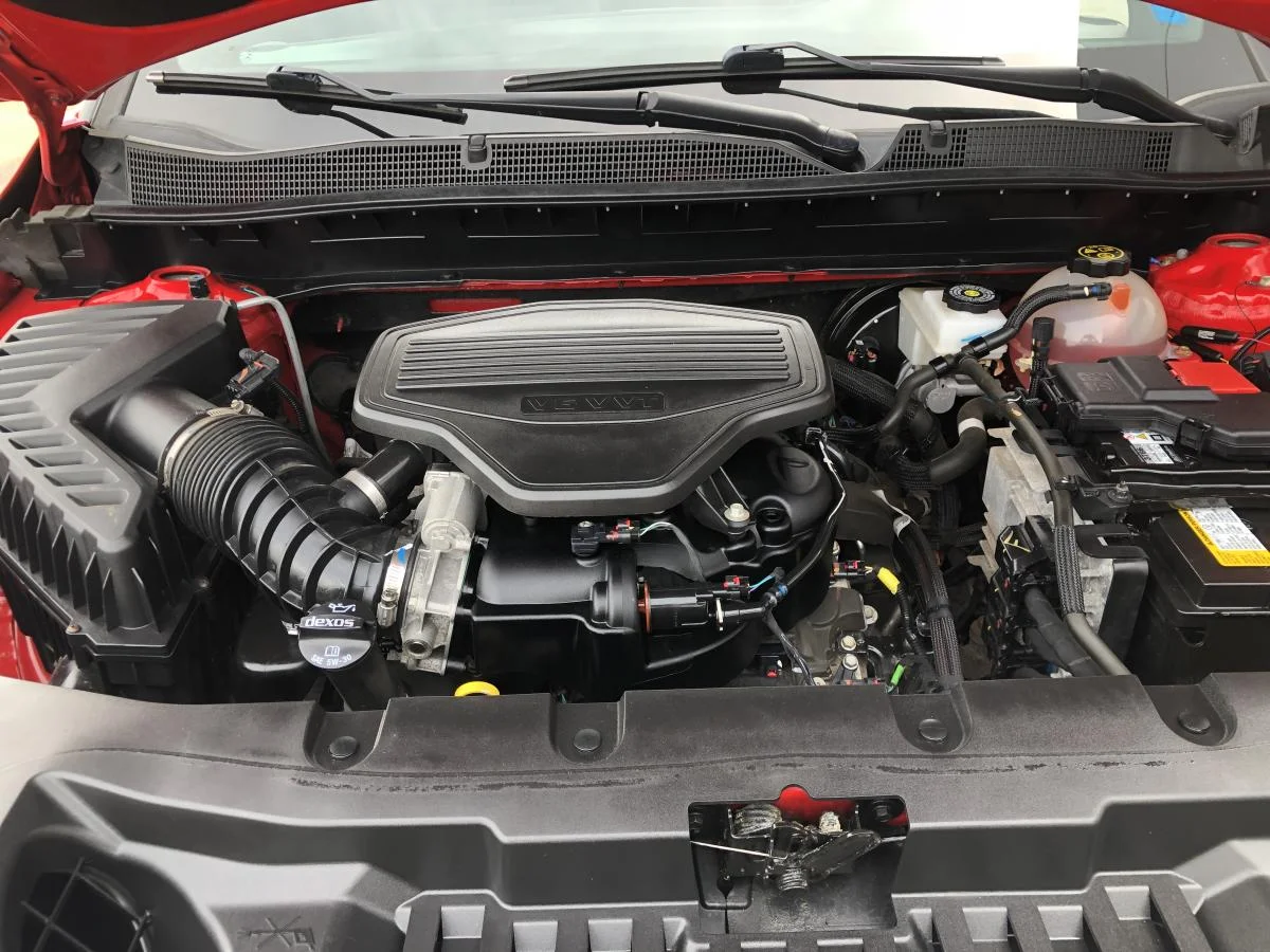 Used 2021 Red Chevrolet AWD 4dr RS image 10