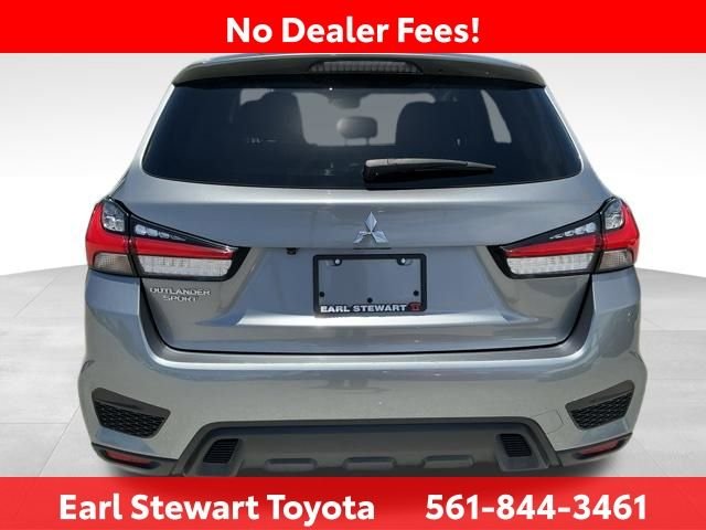 Used 2024 Gray Mitsubishi 2.0 ES image 5
