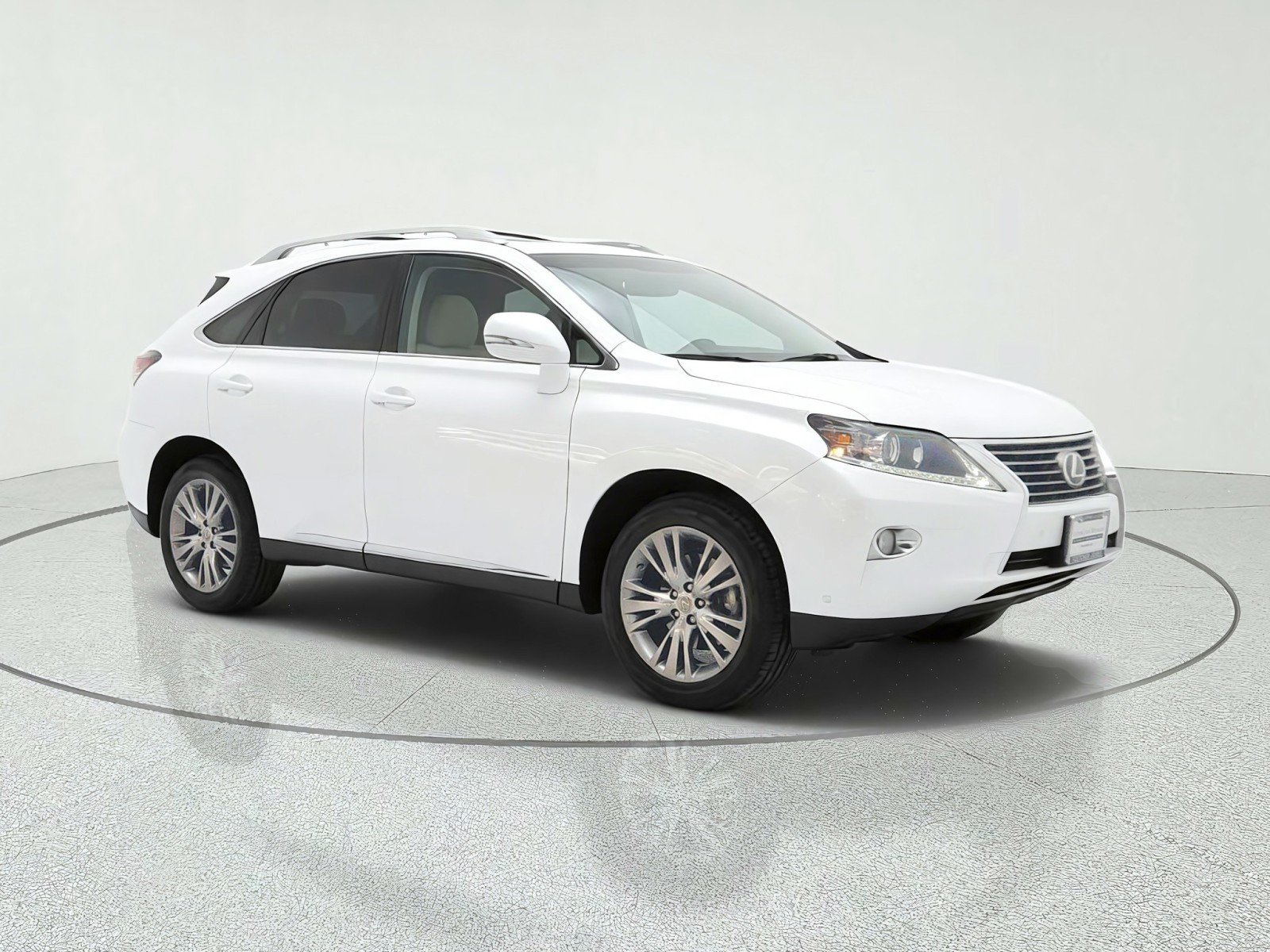 Used 2014 Starfire Pearl Lexus FWD 4dr image 3