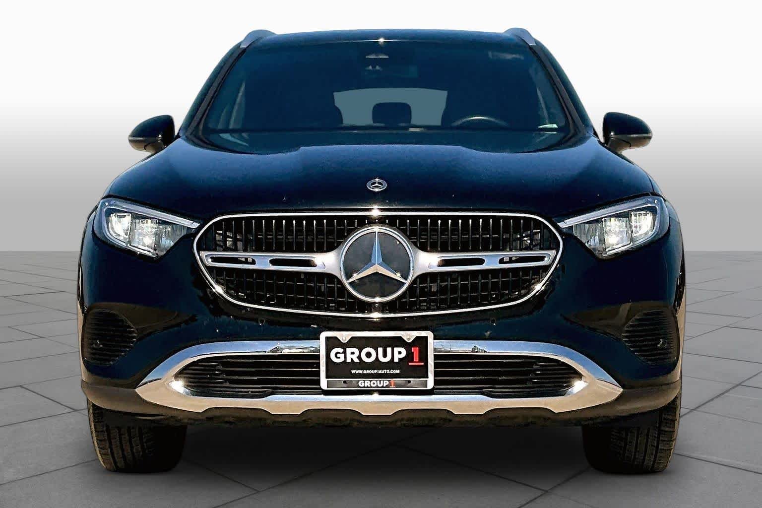 Used 2024 Black Mercedes-Benz GLC 300 image 4