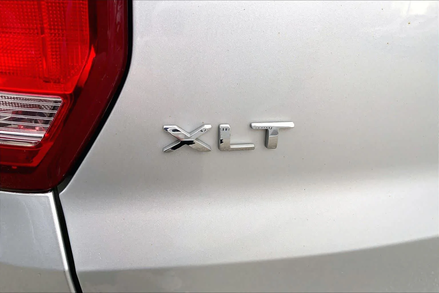 Used 2017 Ingot Silver Metallic Ford XLT image 10