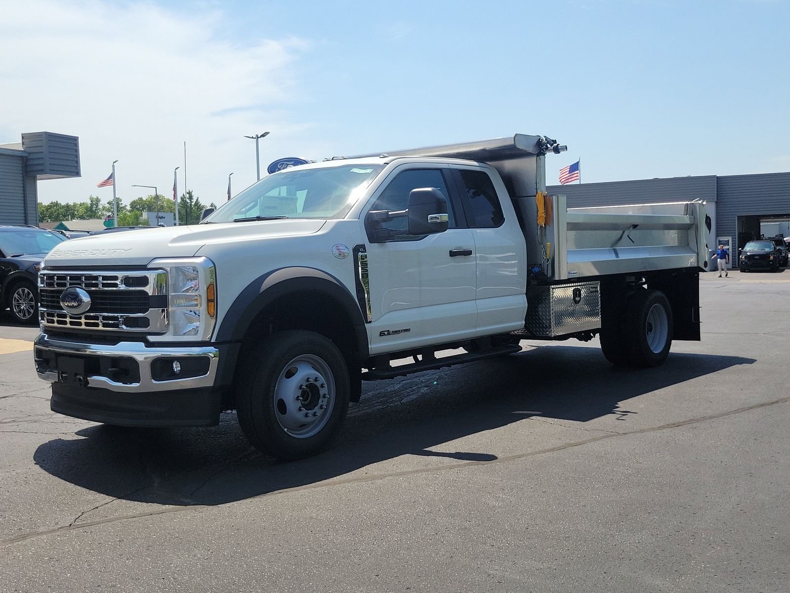 New 2026 Oxford White Ford F-550® XL image 37