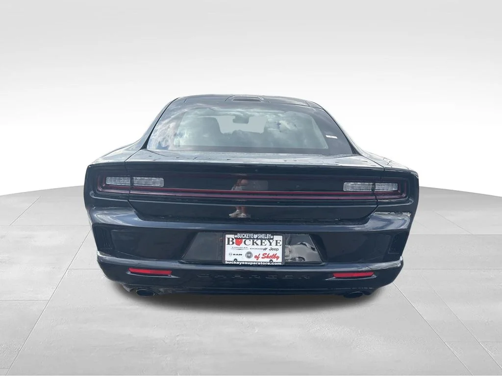 New 2026 Diamond Black Crystal Pearlcoat Dodge R/T image 4