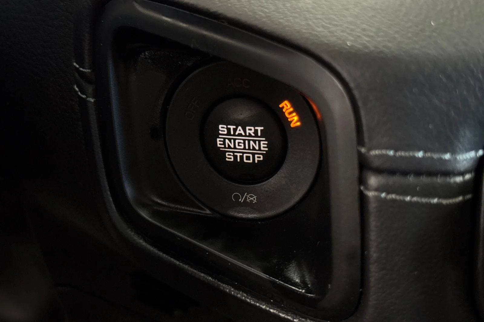 Used 2024 ANVIL CLEAR-COAT Jeep Sahara image 22
