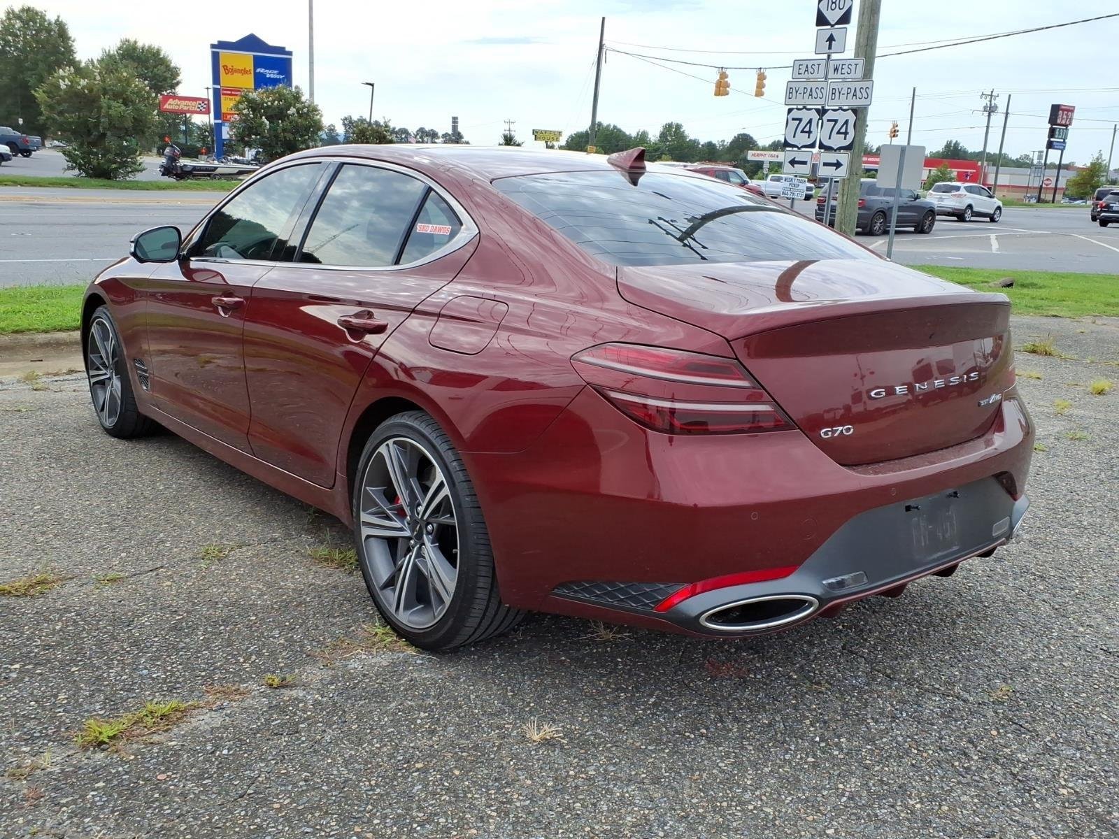 Used 2025 Cavendish Red Genesis 3.3T Sport Advanced image 4