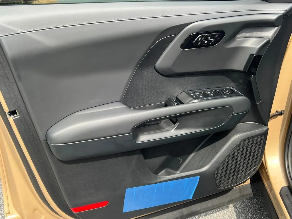 New 2027 Brown Kia X-Line EX image 11
