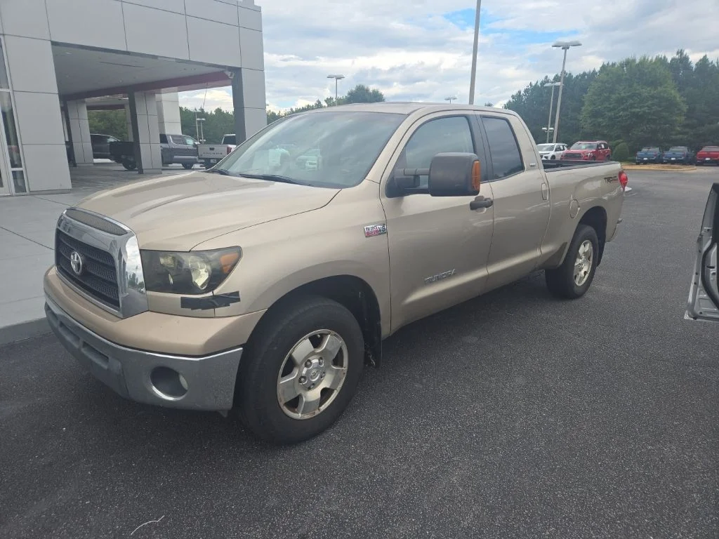 Used 2008 Gold Toyota Base image 2