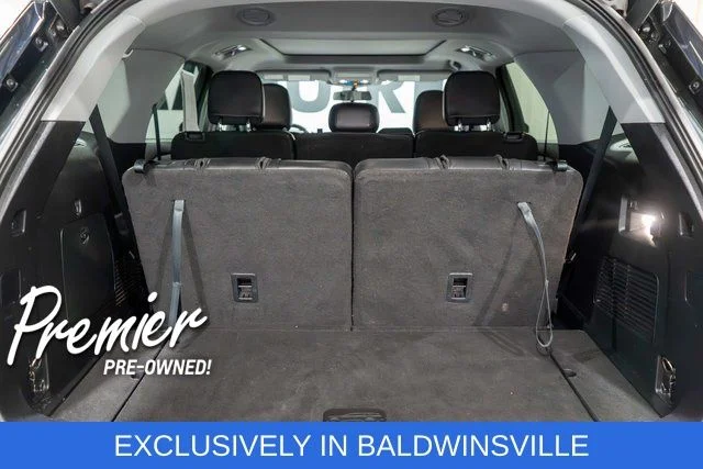 Used 2022 Green Ford XLT image 9