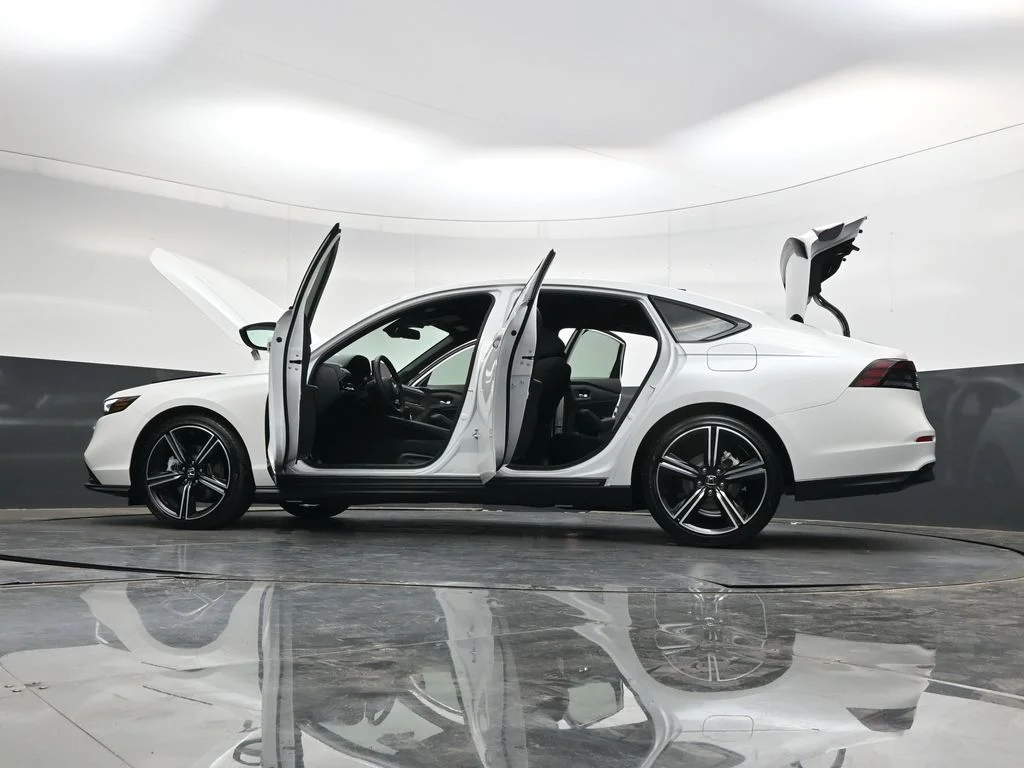 New 2026 Platinum White Pearl Honda Sport image 36