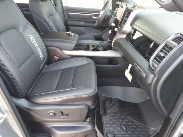 2026 RAM 1500 Rebel - Photo 35