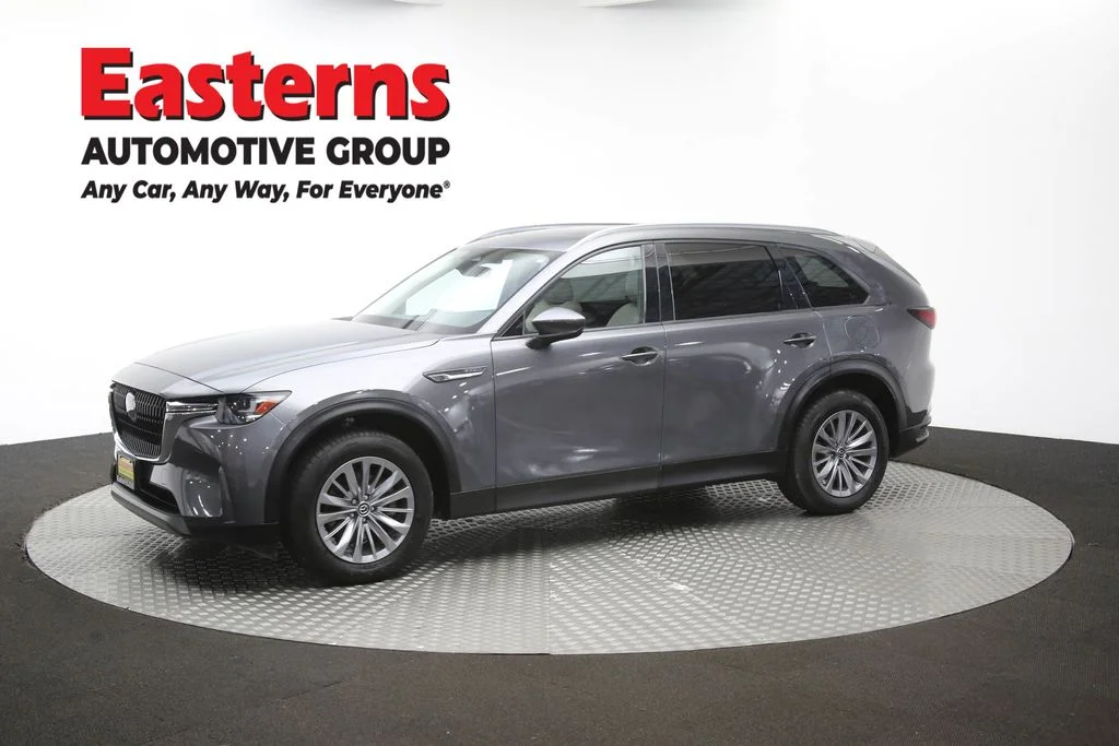 Used 2024 Gray Mazda Preferred image 65