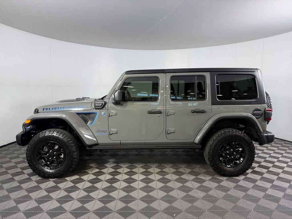 Used 2023 Gray Jeep Rubicon 20th Anniversary Edition 4xe image 10
