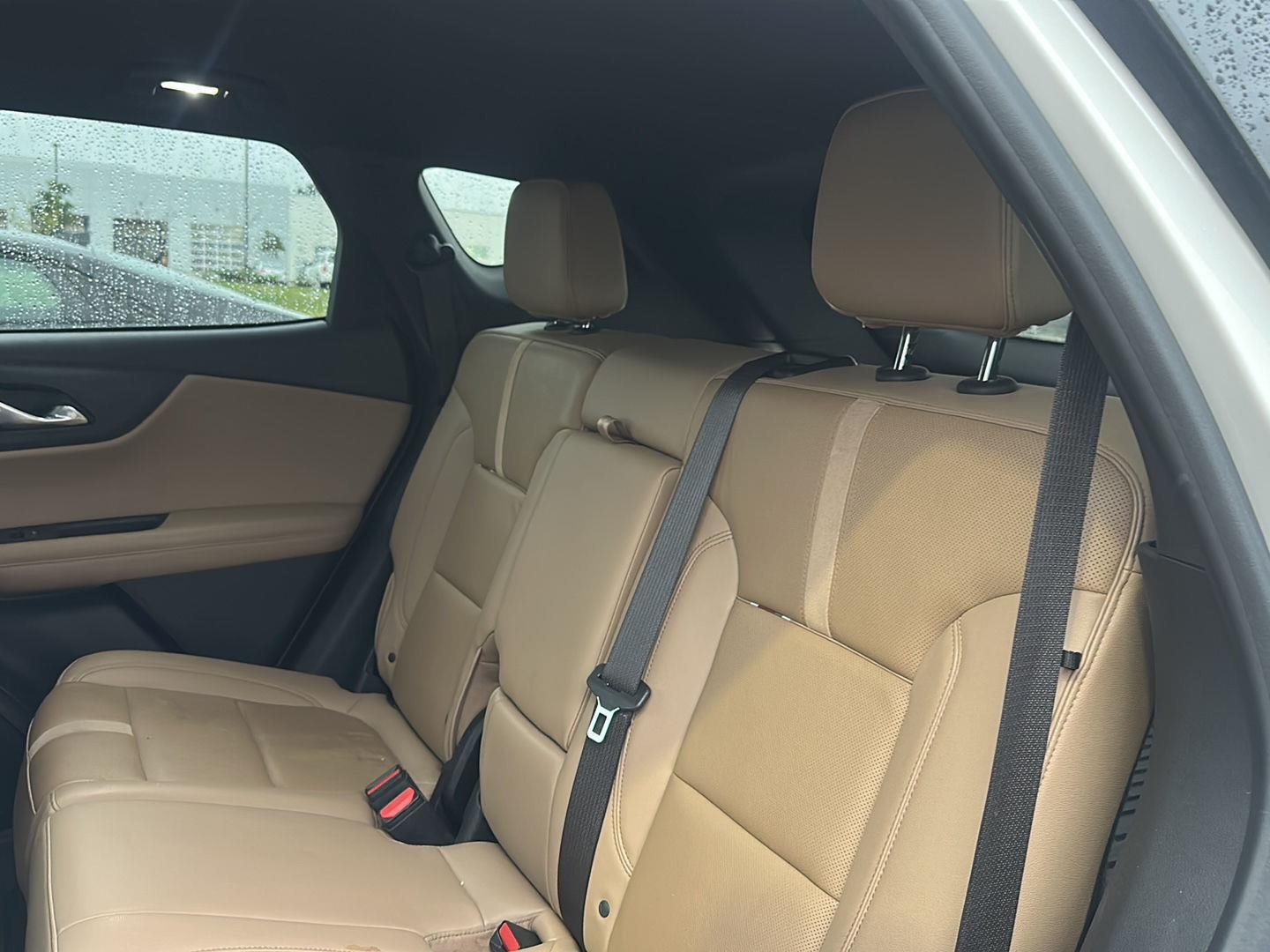 Used 2022 Iridescent Pearl Tricoat Chevrolet Premier image 8