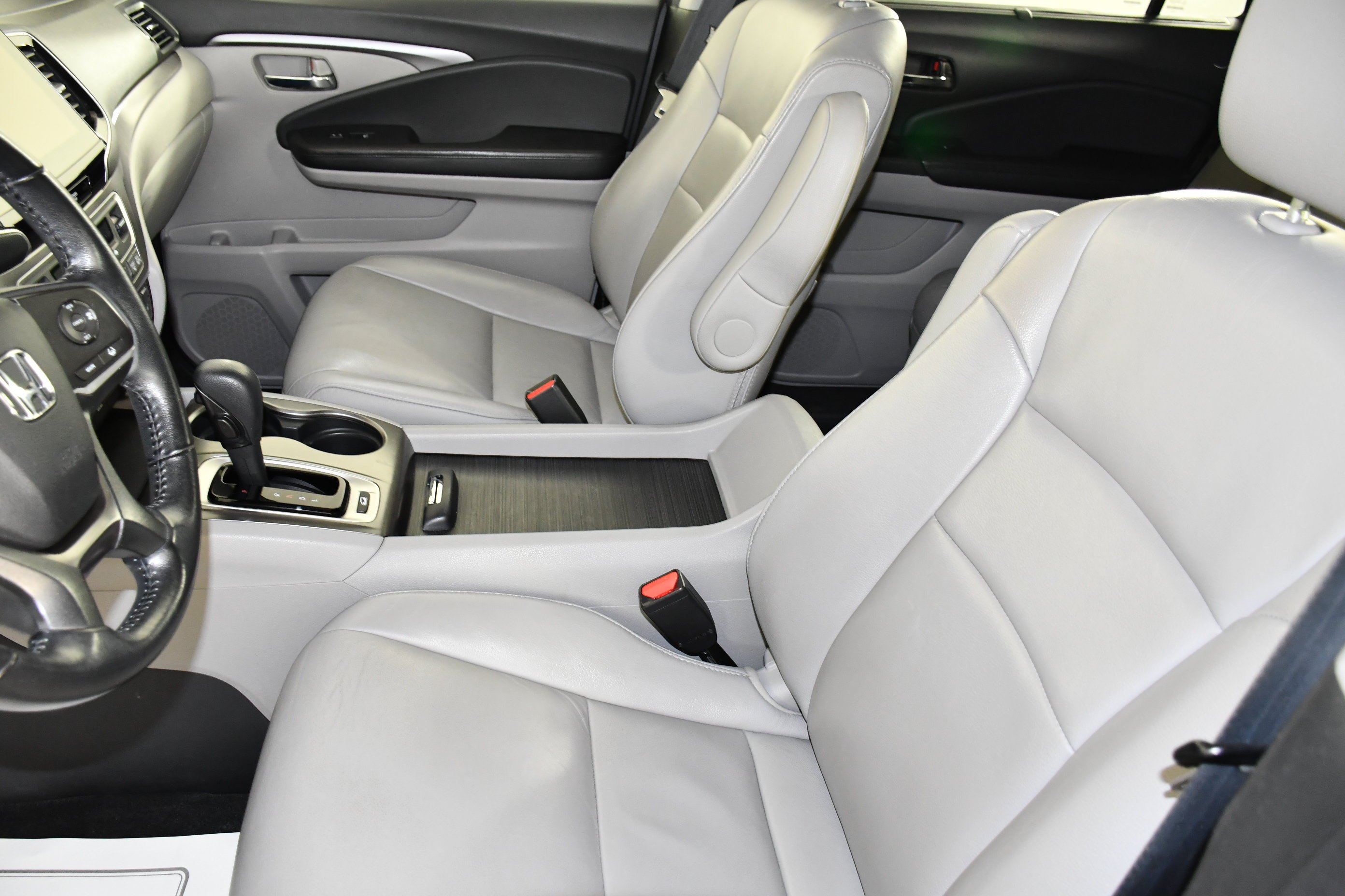 Used 2020 Lunar Silver Metallic Honda EX-L image 39