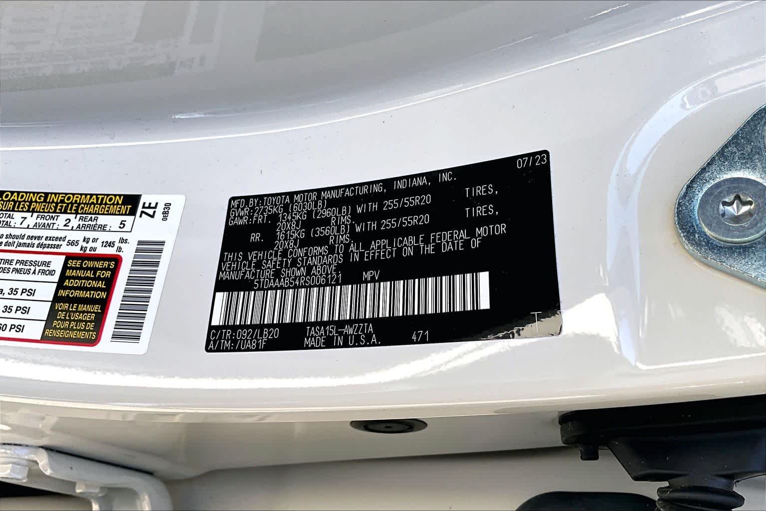 Used 2024 Coastal Cream Toyota Platinum image 34