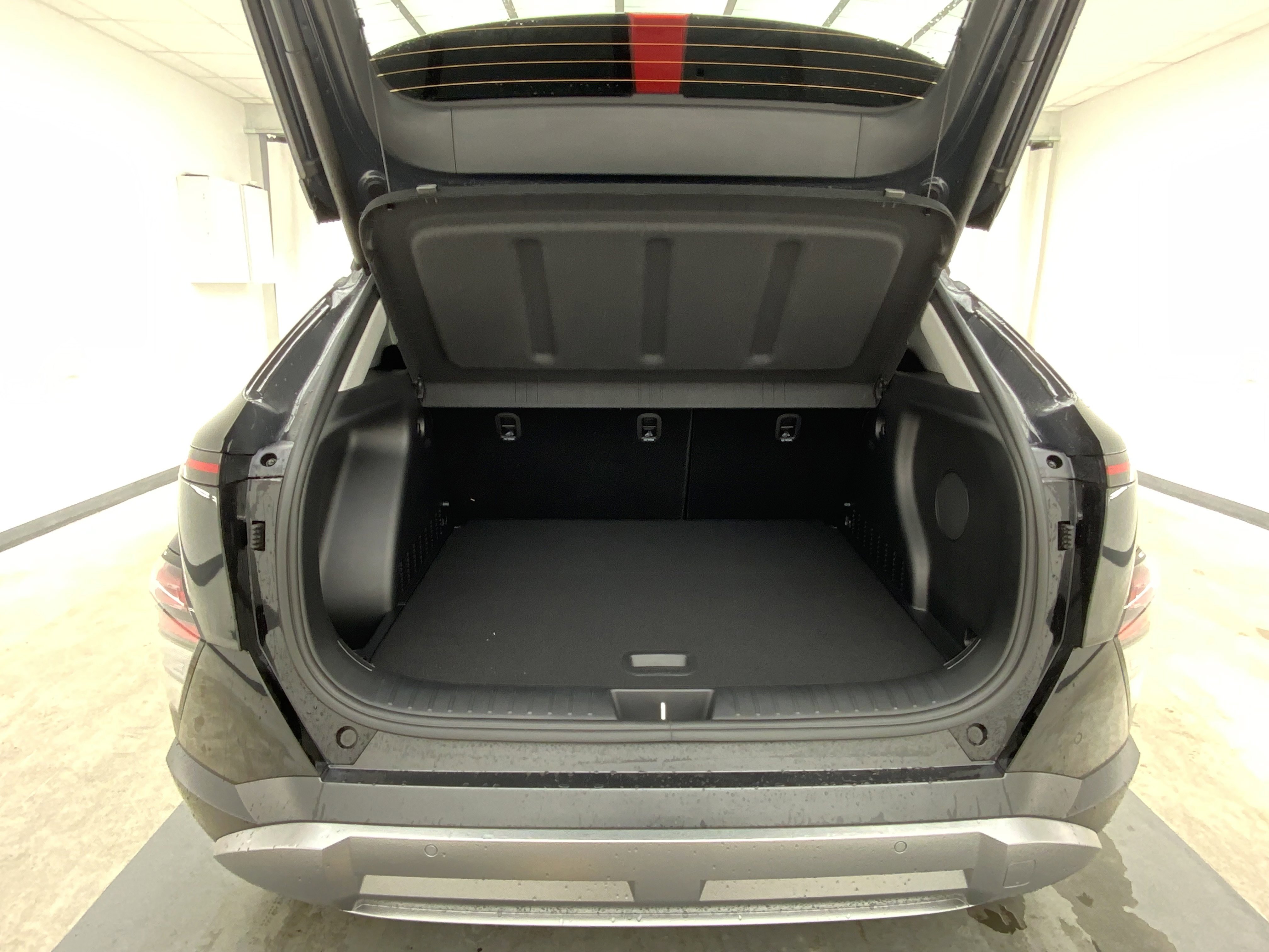 New 2026 Abyss Black Pearl Hyundai Limited image 7