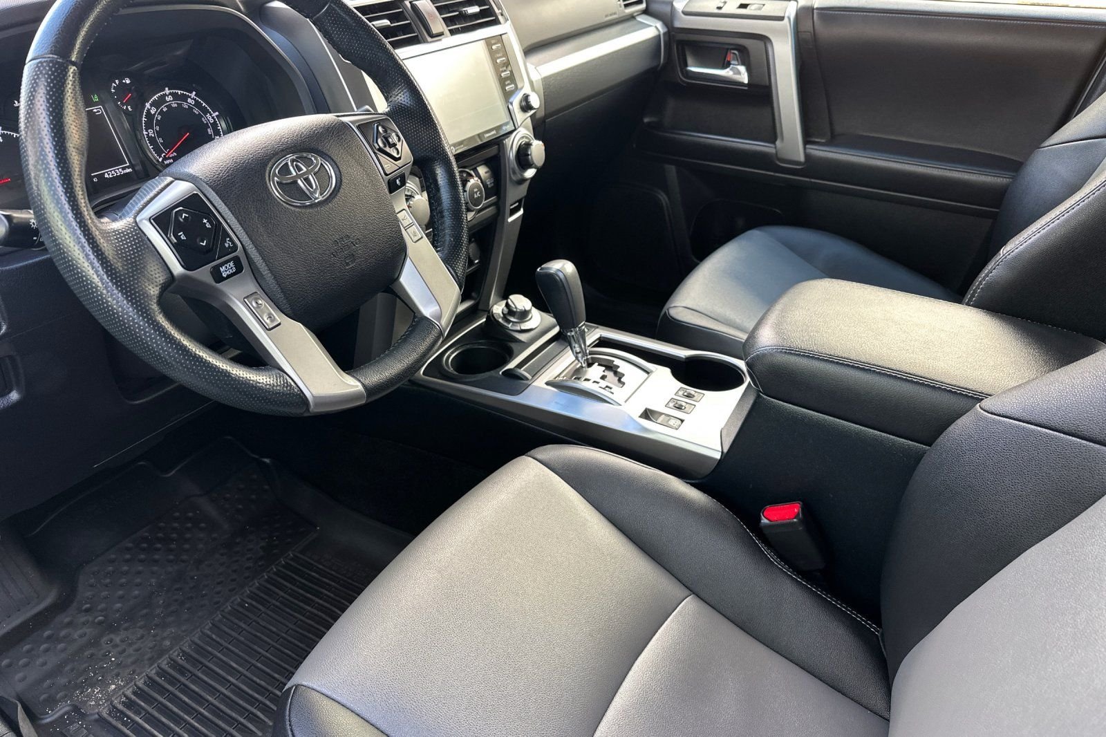 Used 2024 Silver Toyota SR5 Premium image 10