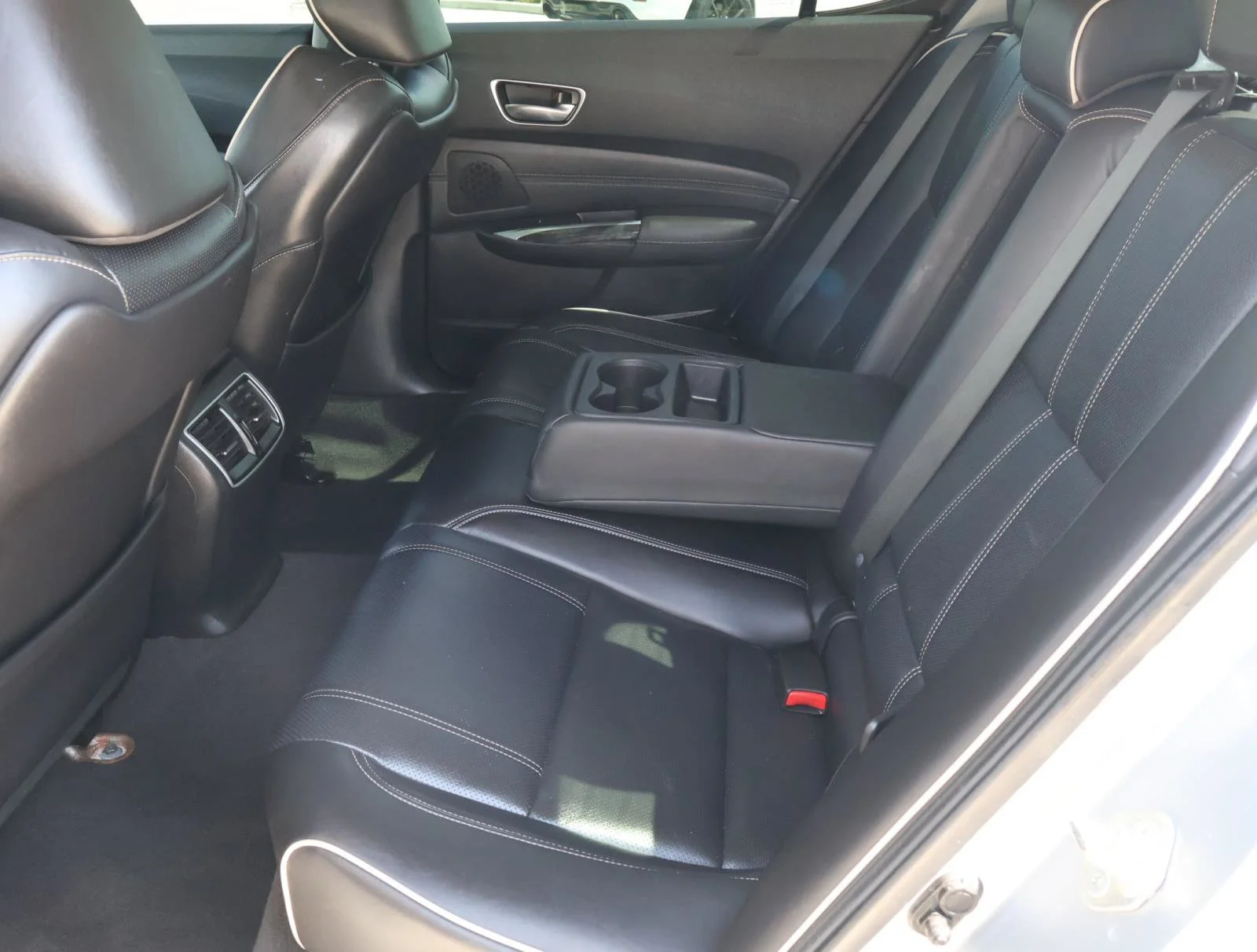 Used 2020 Lunar Silver Metallic Acura 3.5L Technology Pkg image 19