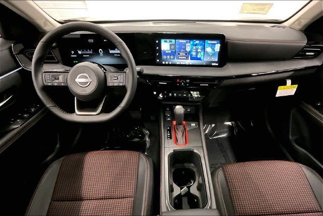 New 2026 Canyon Bronze Nissan SR image 6