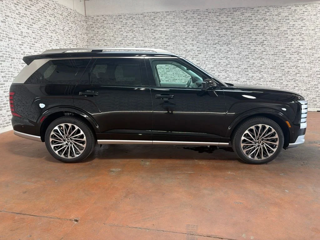 New 2026 Abyss Black Pearl Hyundai Calligraphy image 8