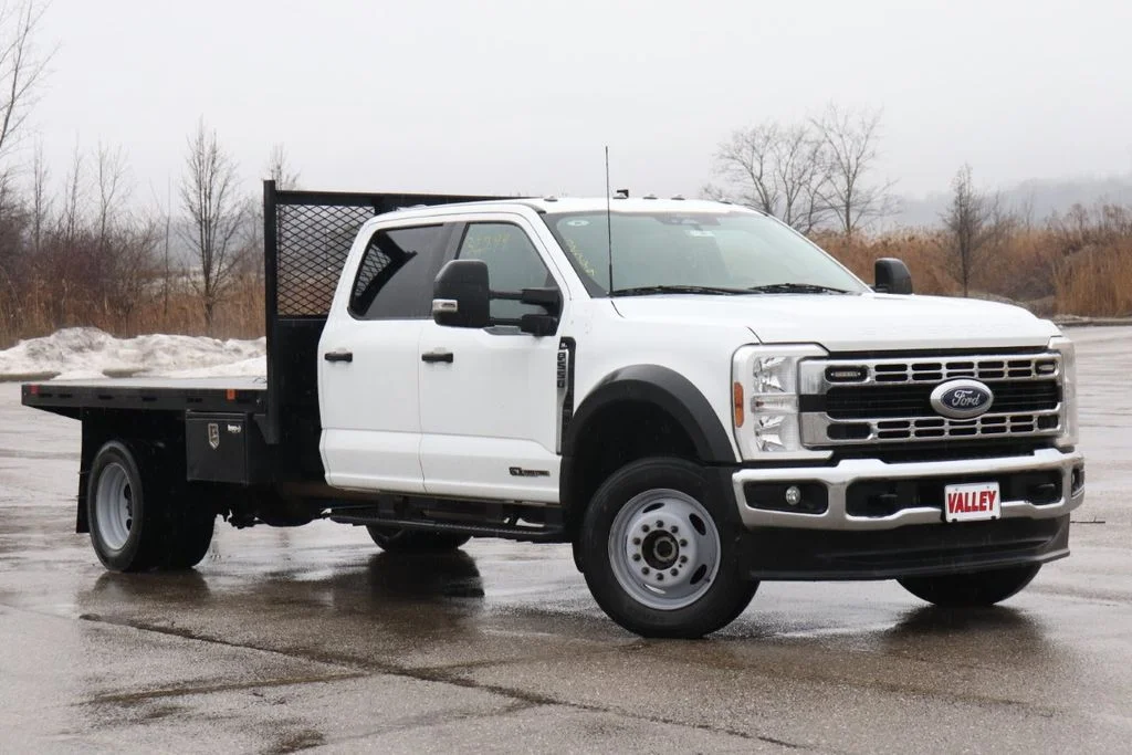 Used 2024 White Ford XL image 2