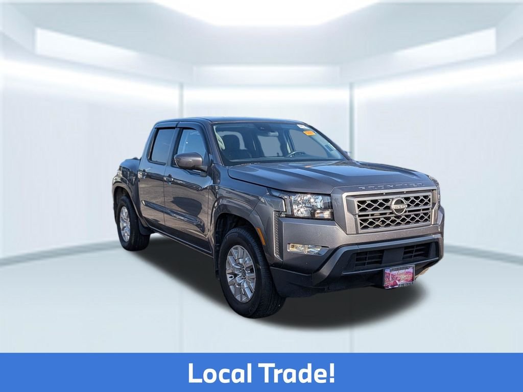 Used 2022 Gray Nissan SV image 6