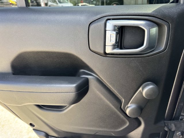 Used 2024 Gray Jeep Sport image 34
