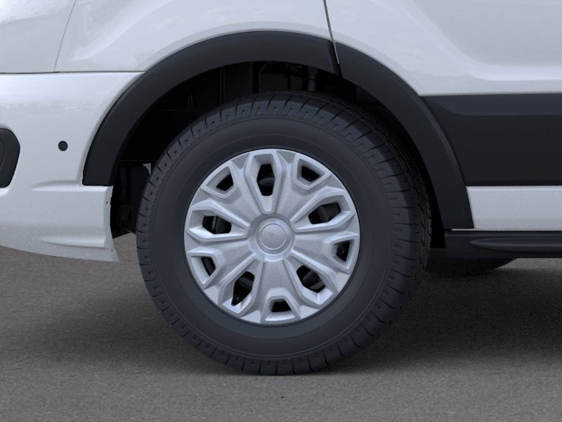 New 2025 Oxford White Ford XLT image 19