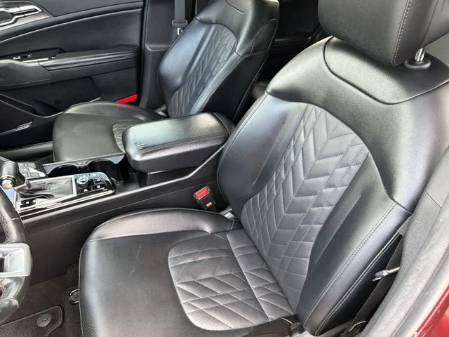Used 2023 Red Kia X-Pro image 19