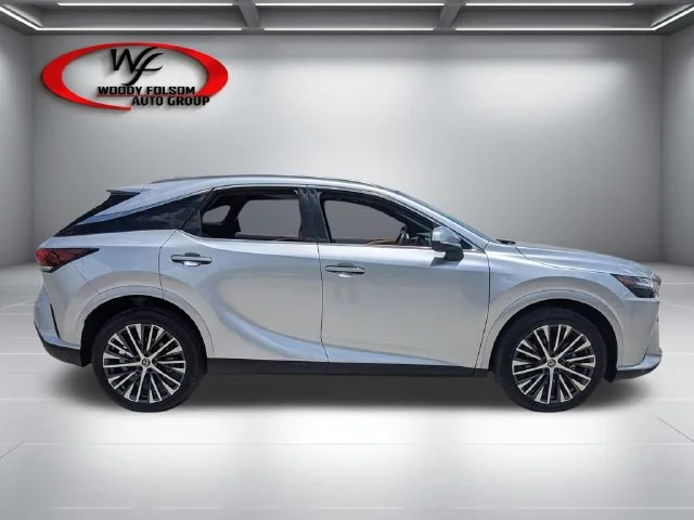 Used 2023 Silver Lexus 350 Premium Plus image 2