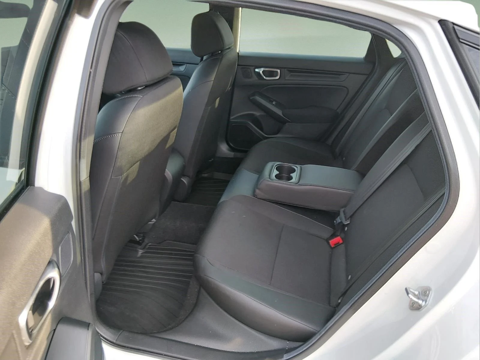 Used 2026 Platinum White Pearl Honda Sport image 19