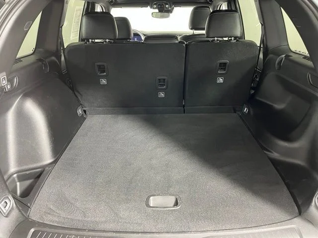 Used 2023 White Jeep Altitude X image 42