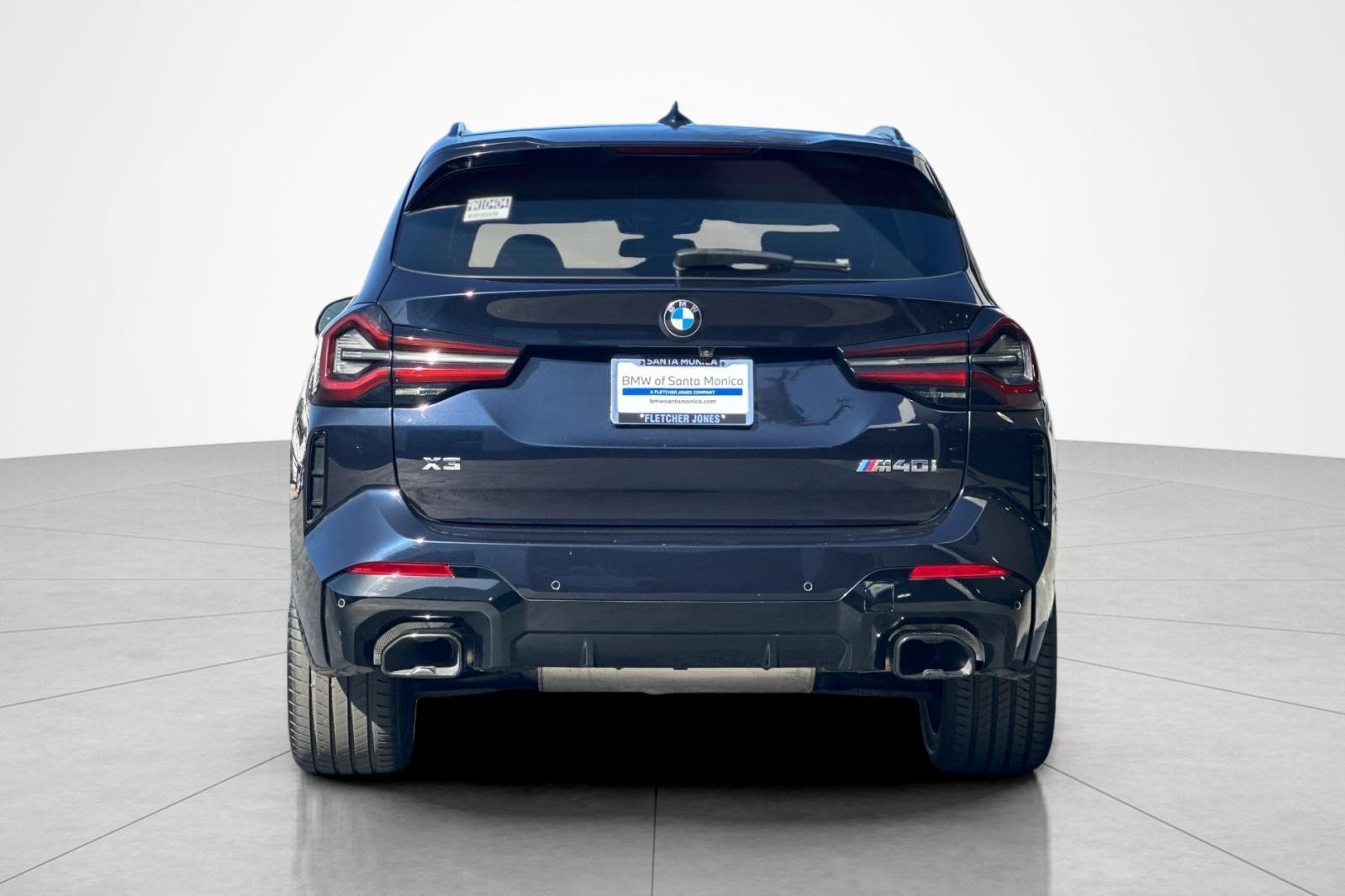 Used 2023 Carbon Black Metallic BMW M40i image 4