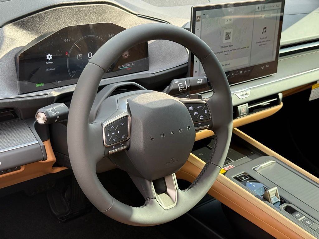 New 2026 Cloudburst Gray Lexus ES 350e LUXURY image 14