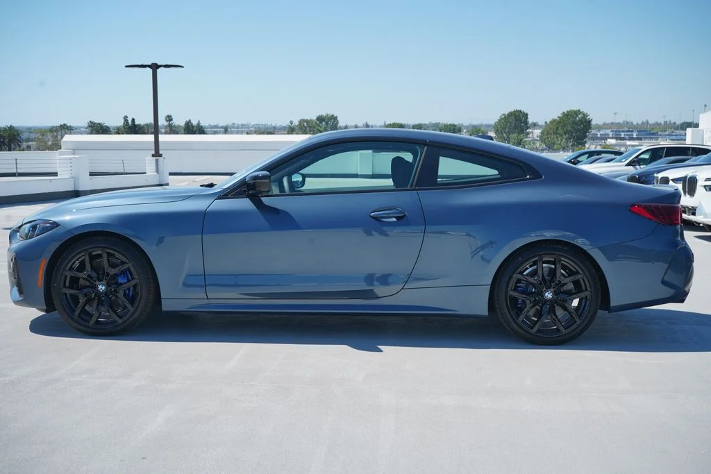 2026 BMW 4 Series 430i - Photo 4