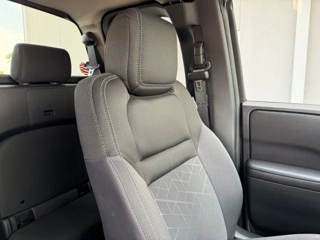 2025 Nissan Frontier SV - Photo 26