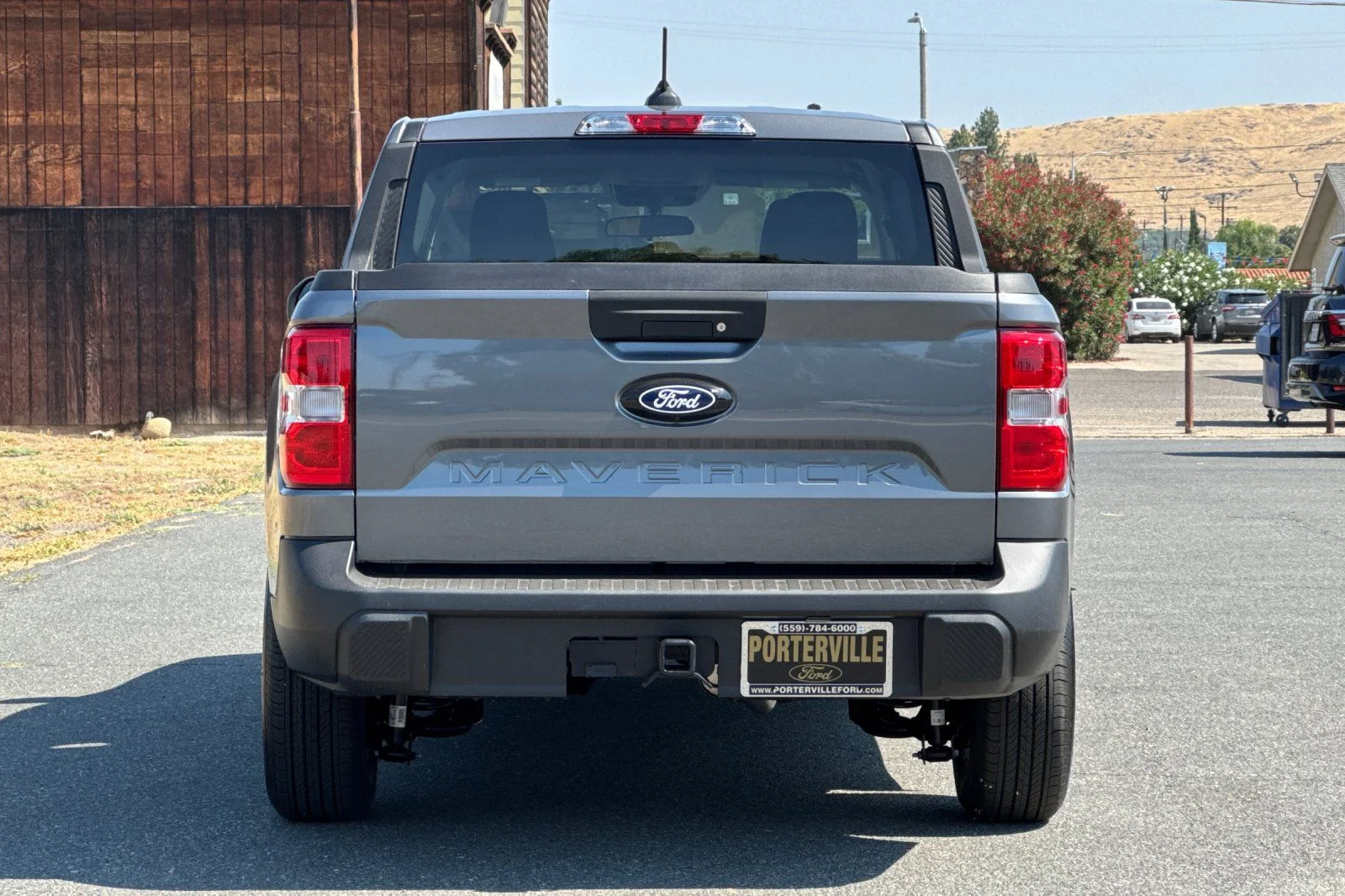 New 2026 Carbonized Gray Metallic Ford XLT image 5