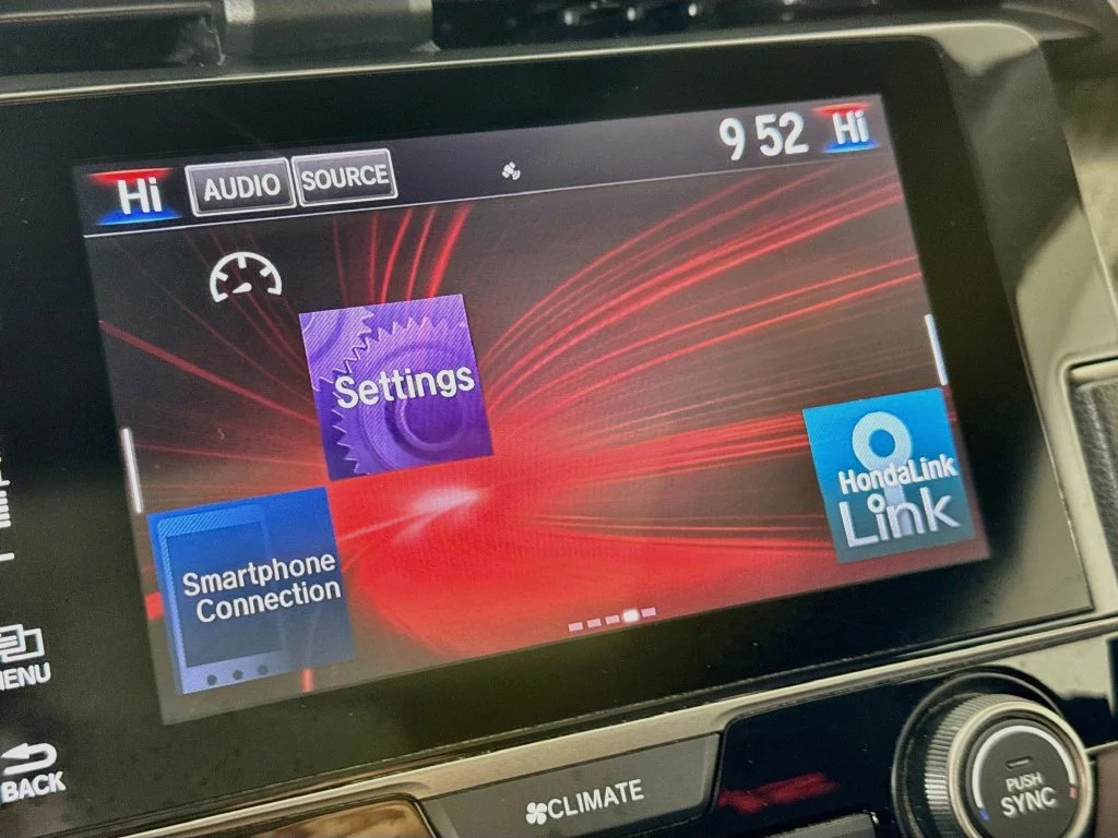 Used 2018 Green Honda Si image 15