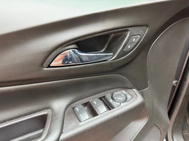 Used 2022 Gray Chevrolet LT image 19