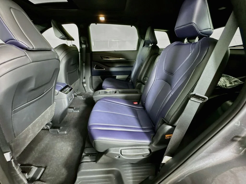 Certified Used 2026 Gray INFINITI SPORT image 33