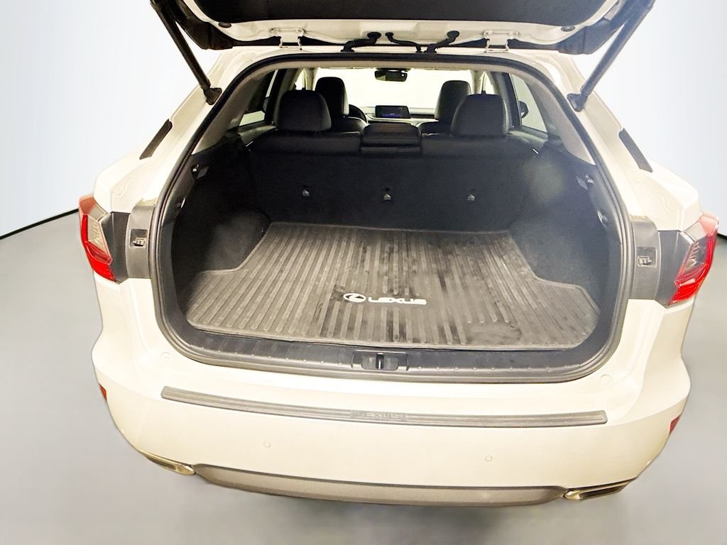 Used 2017 Eminent White Pearl Lexus Base image 25