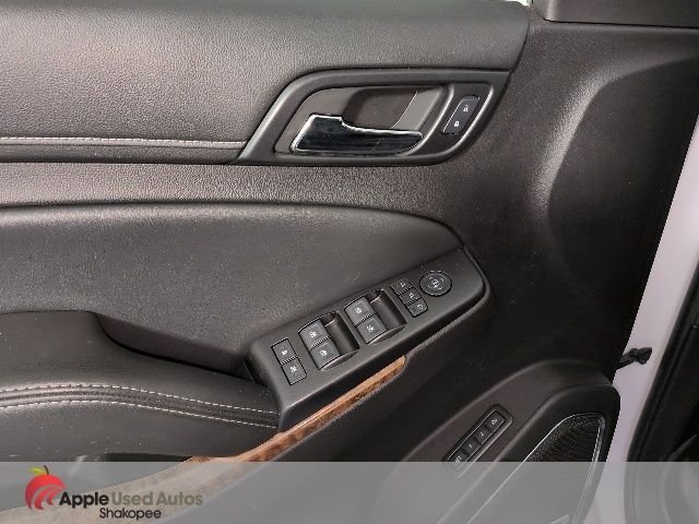 Used 2016 White Chevrolet LTZ image 13