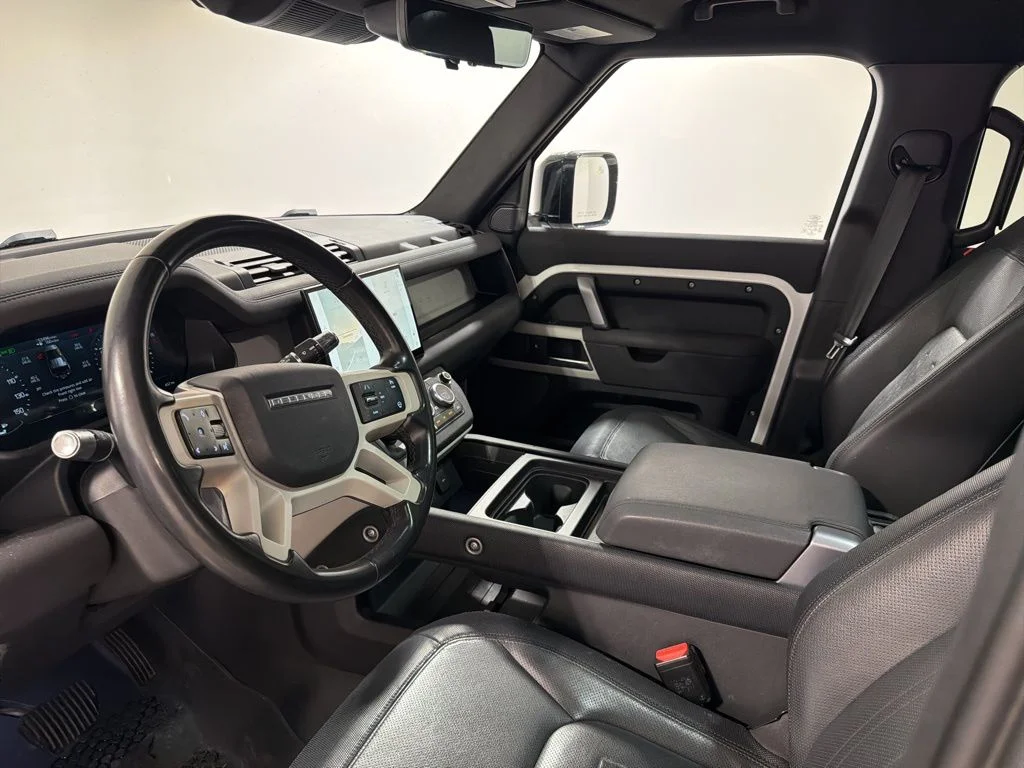 2022 Land Rover Defender X-Dynamic SE - Photo 10