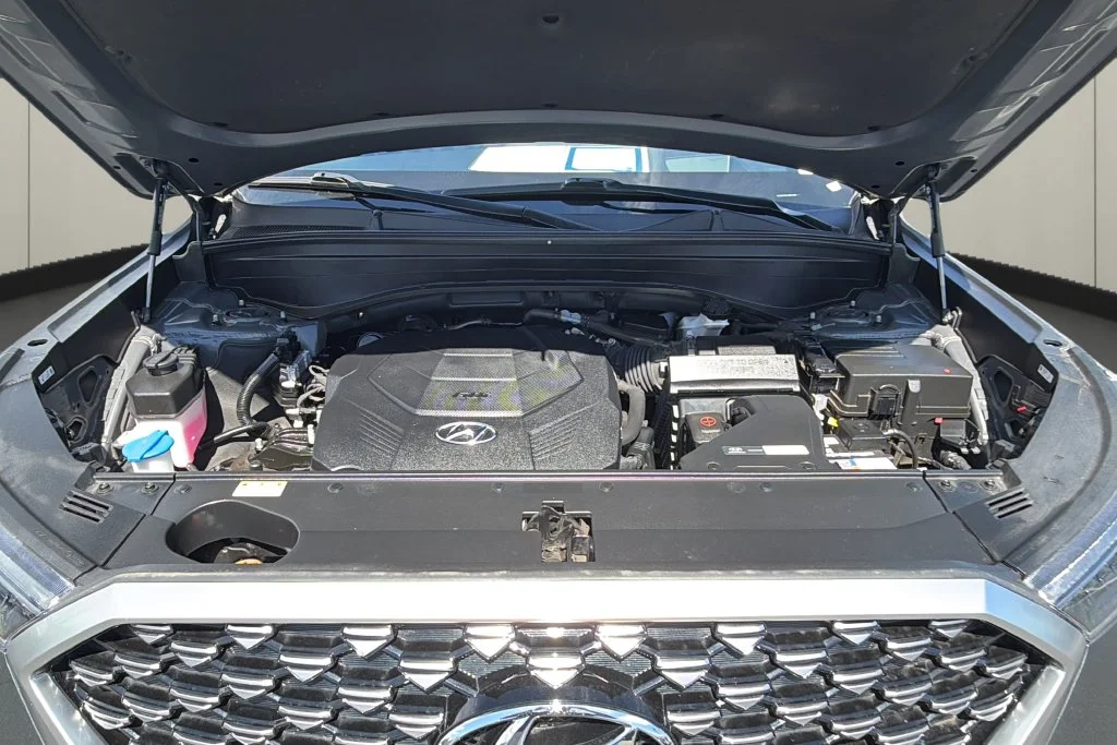 Used 2022 Gray Hyundai Calligraphy image 9