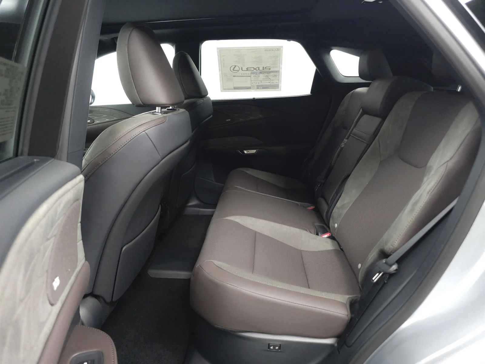 New 2026 Iridium (1l2) Lexus Luxury image 7