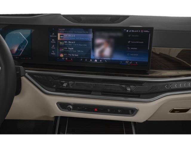 New 2027 Mineral White Metallic BMW xDrive40i image 12