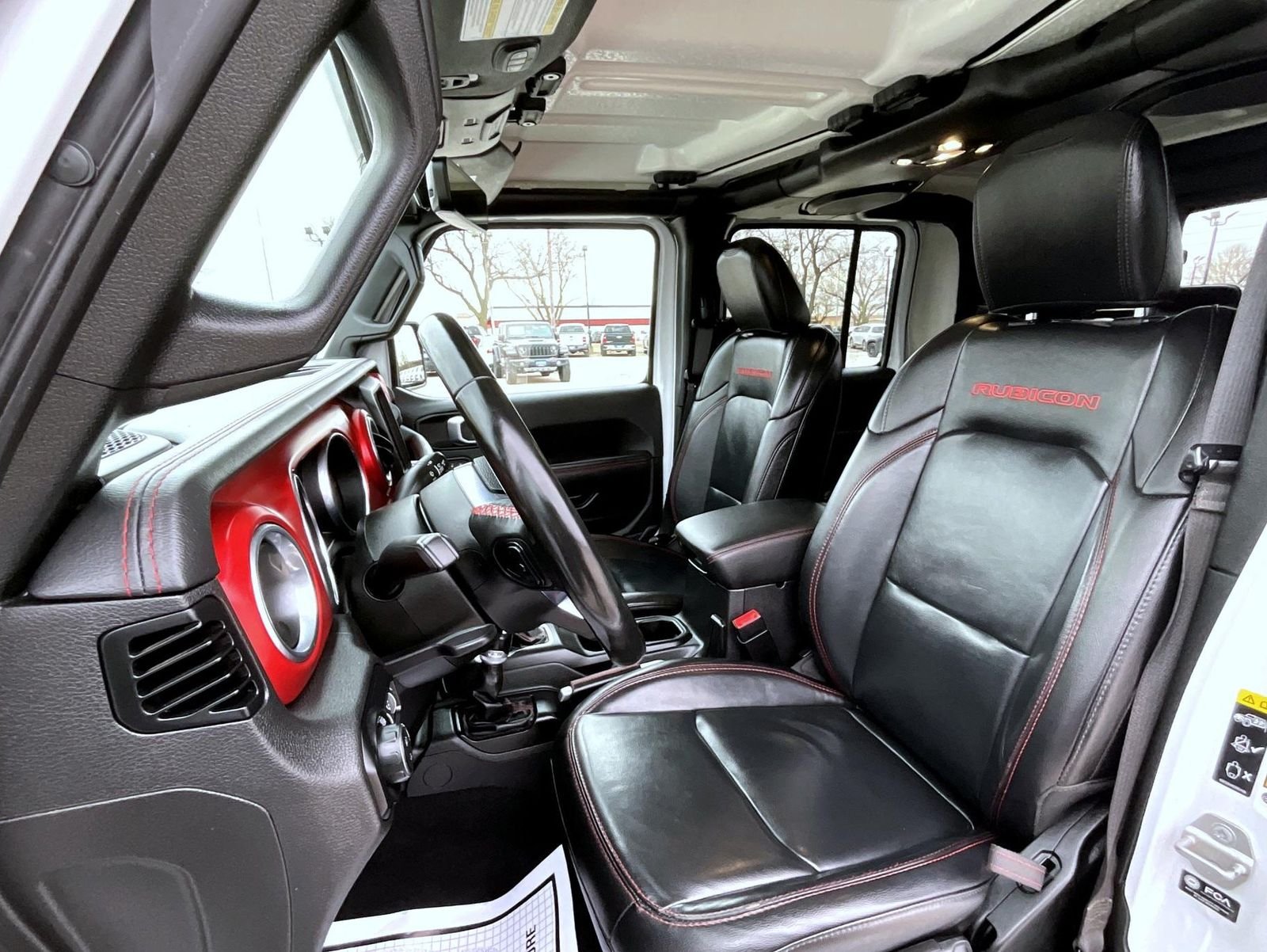 Used 2021 White Jeep Rubicon image 11