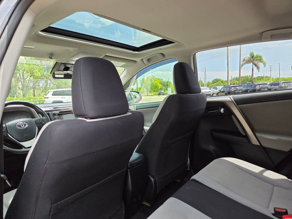 Used 2018 Magnetic Gray Metallic Toyota XLE image 24