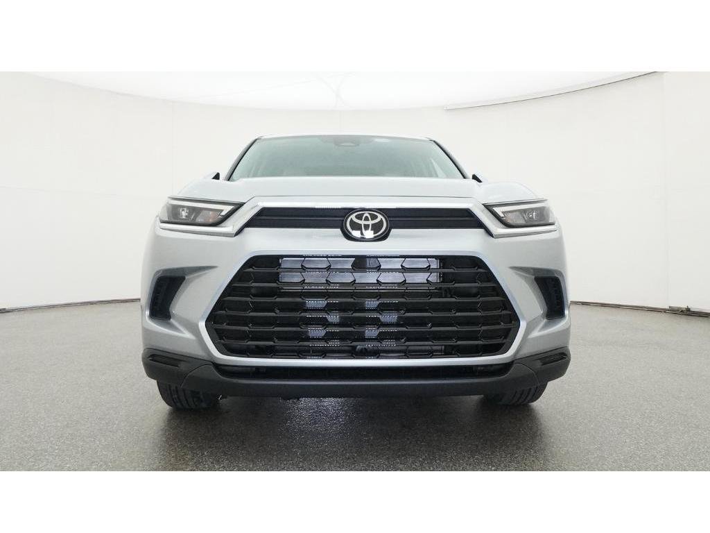 New 2026 Silver Toyota Hybrid XLE image 31